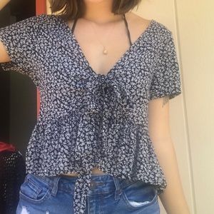 Brandy Melville tie top